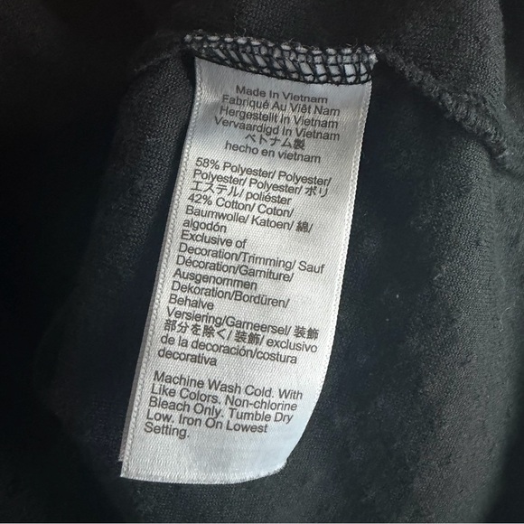 J. Crew Black Textured Swiss Dot Sleeveless Ruffle Blouse size XL - Picture 4 of 4